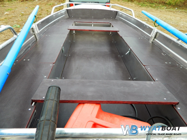 Wyatboat-390M